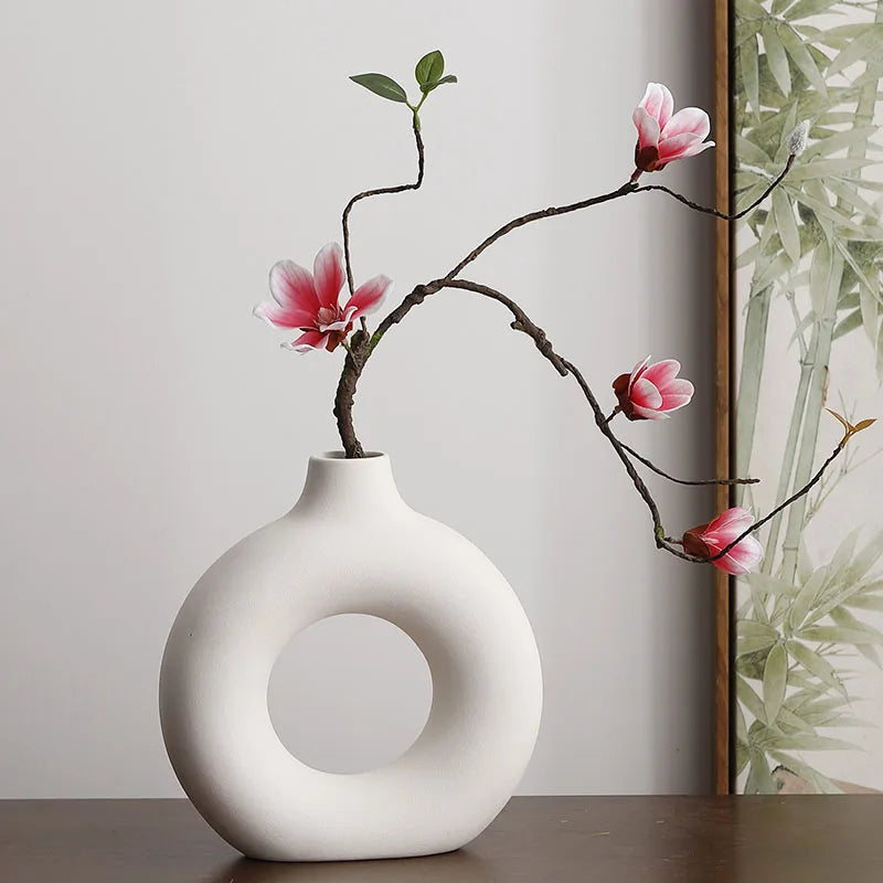 Zumi's Donut Minimalist Vase