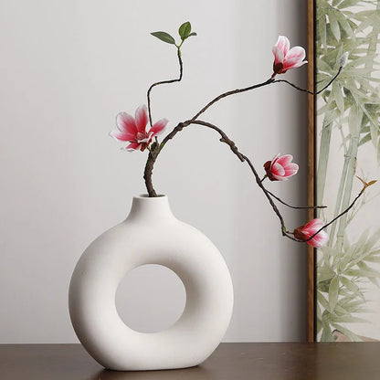 Zumi's Donut Minimalist Vase