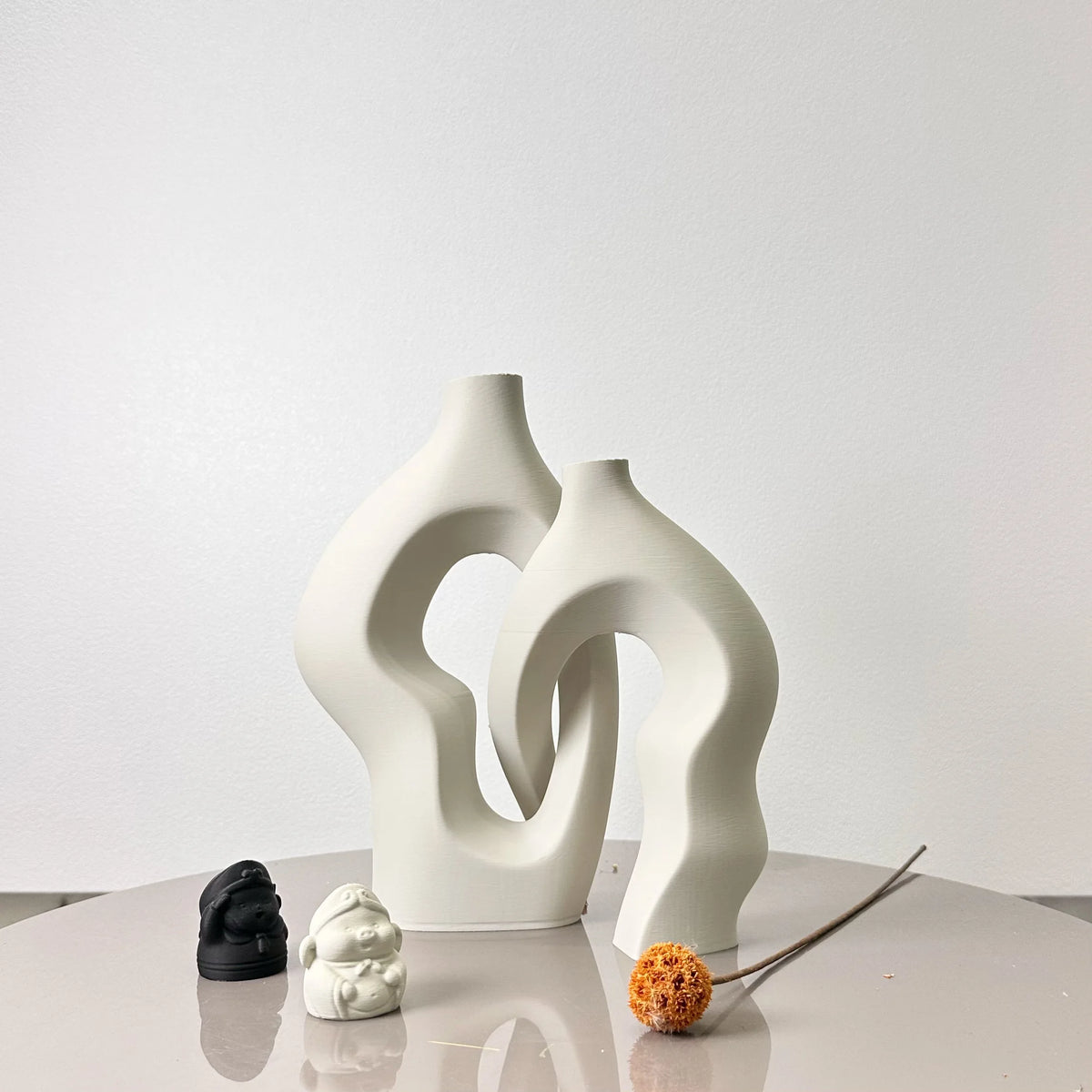 Zumi's 2-Piece Set Twisty Artistic Vases