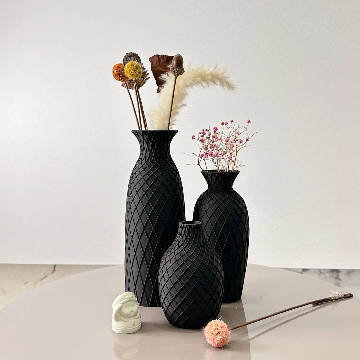 Zumi's 3-Piece Set of Spider Web Textured Vase