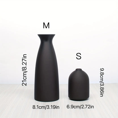 Zumi's 2-Piece Set of Dry Vases