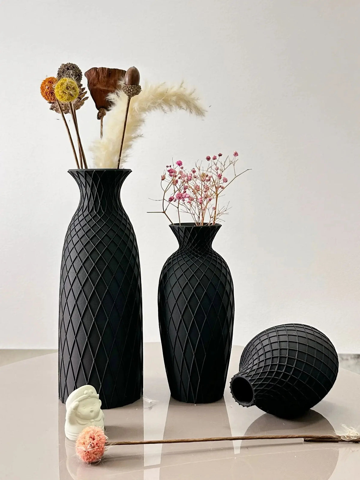 Zumi's 3-Piece Set of Spider Web Textured Vase