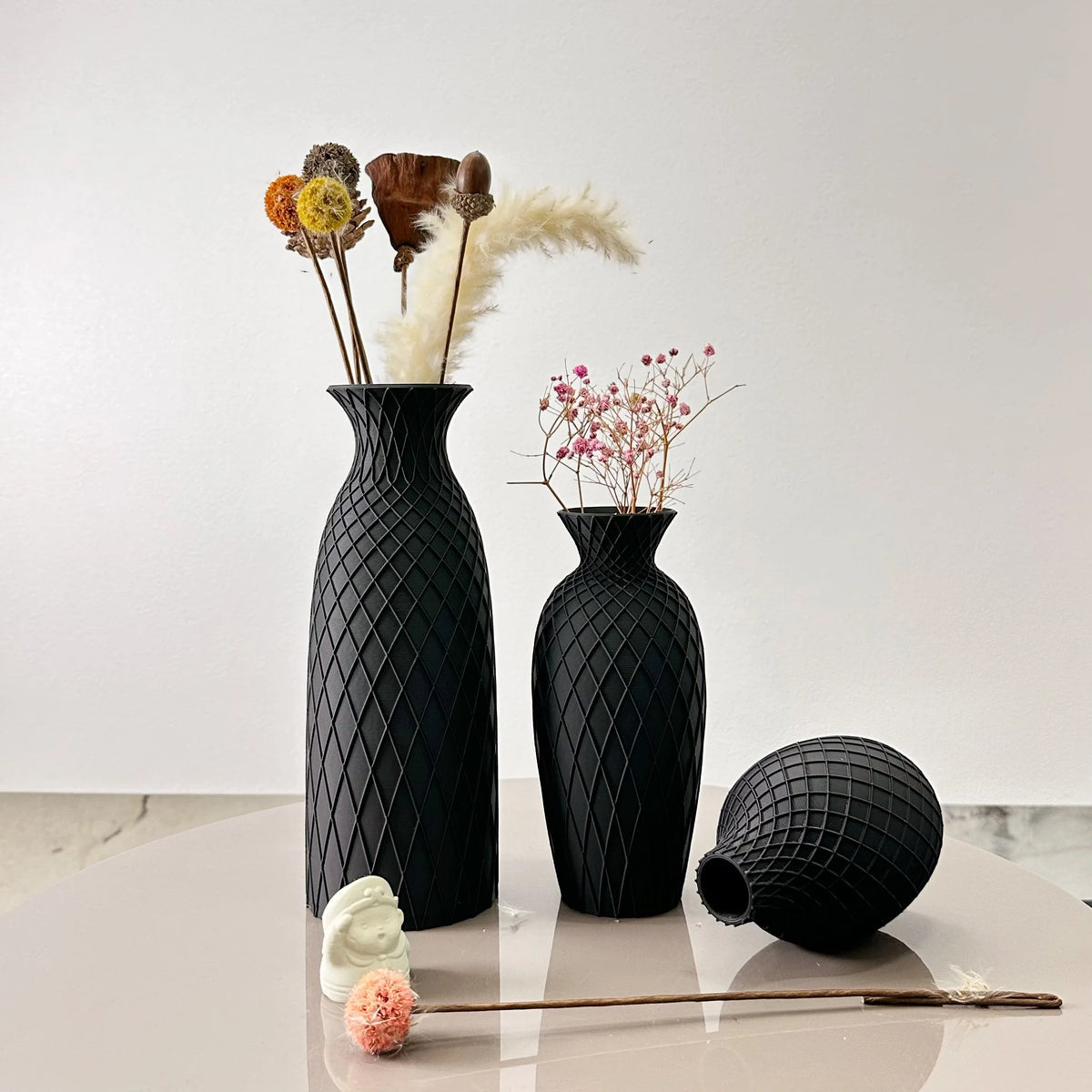 Zumi's 3-Piece Set of Spider Web Textured Vase