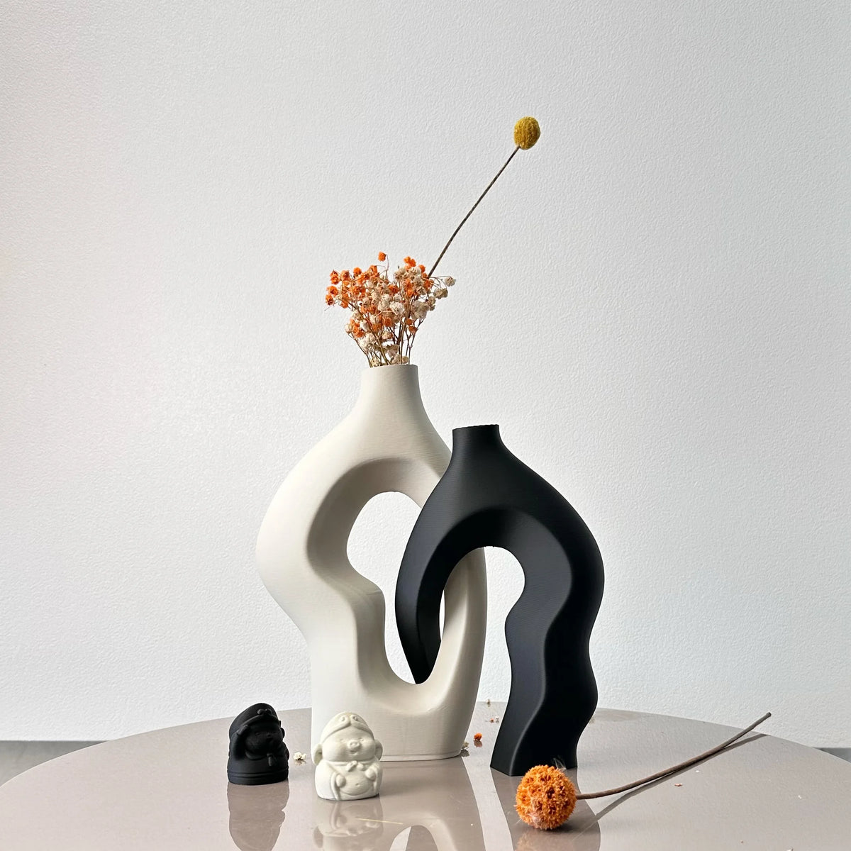 Zumi's 2-Piece Set Twisty Artistic Vases