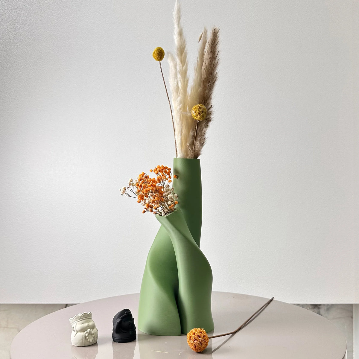 Zumi's 2-Piece Set of "Inseparable" Double Vase