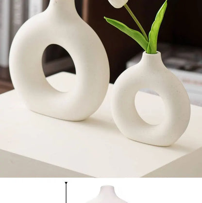 Zumi's Donut Minimalist Vase