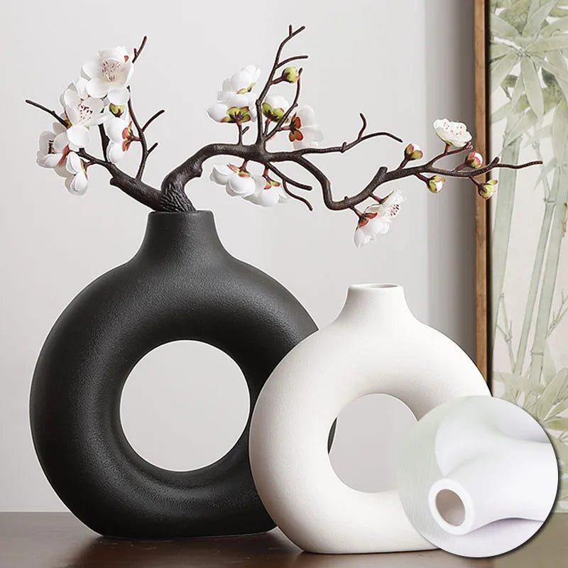 Zumi's Donut Minimalist Vase