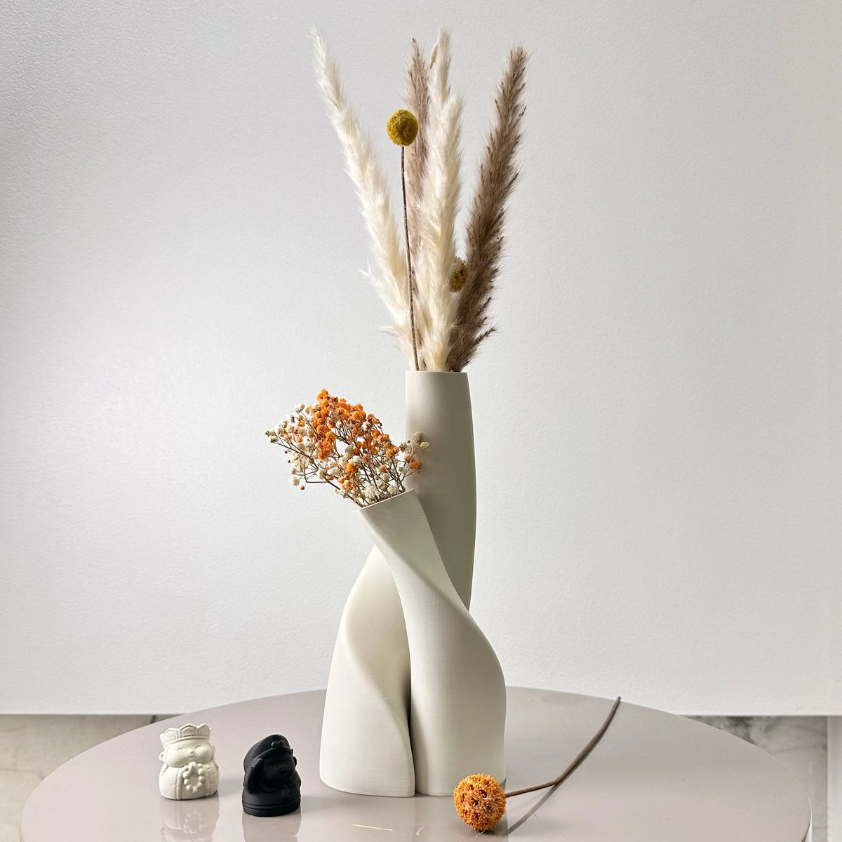 Zumi's 2-Piece Set of "Inseparable" Double Vase