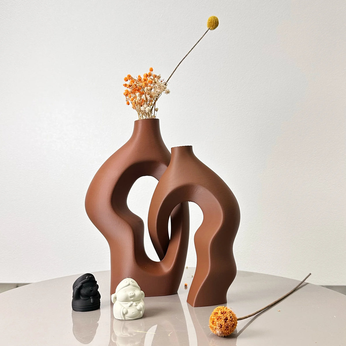 Zumi's 2-Piece Set Twisty Artistic Vases
