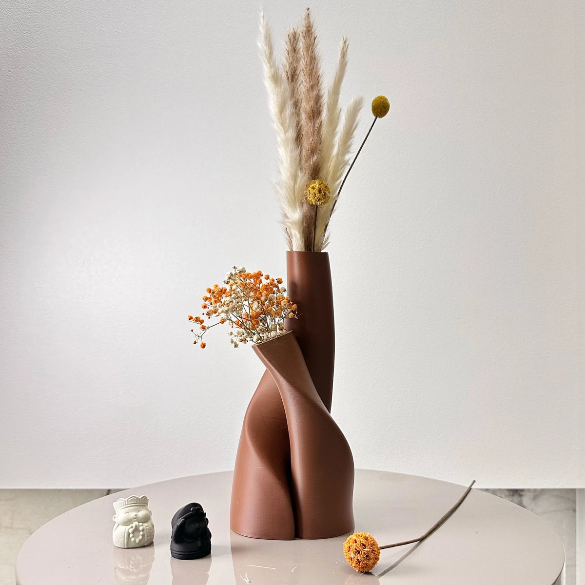 Zumi's 2-Piece Set of "Inseparable" Double Vase