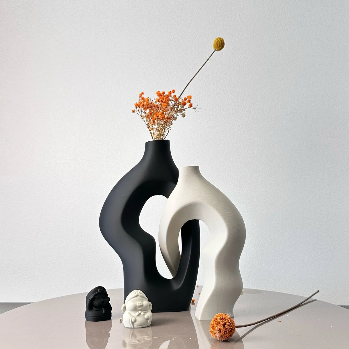 Zumi's 2-Piece Set Twisty Artistic Vases