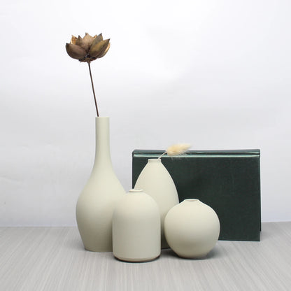 Zumi's 4-Piece Minimalist Art Vase