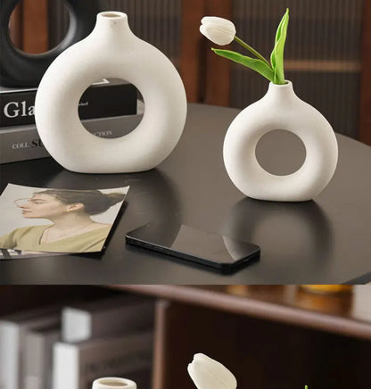 Zumi's Donut Minimalist Vase